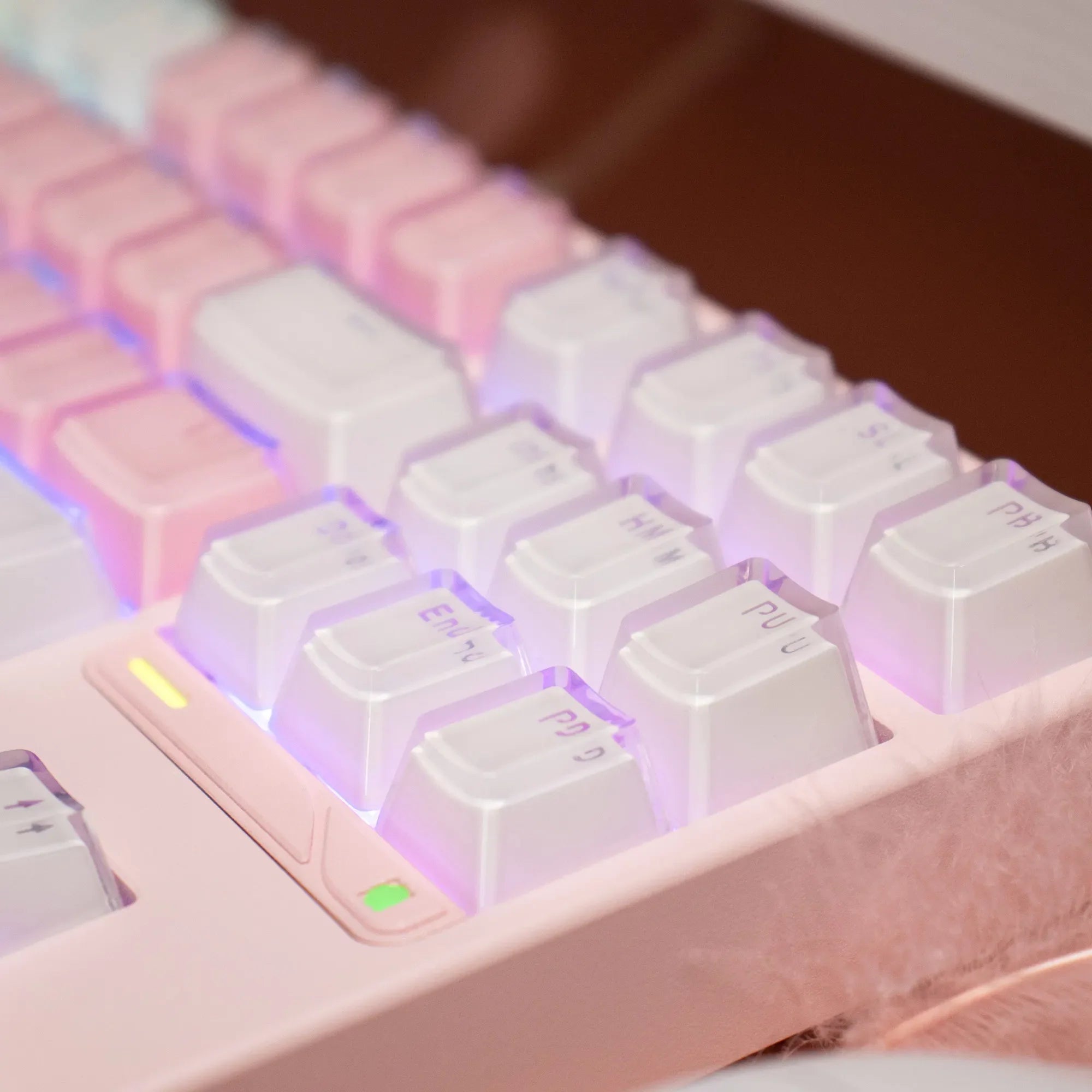 Crystal White Pink Jelly Keycaps OEM profile 104 Keys ABS Double shot keycaps set for MX Switches Mechanical Keyboard