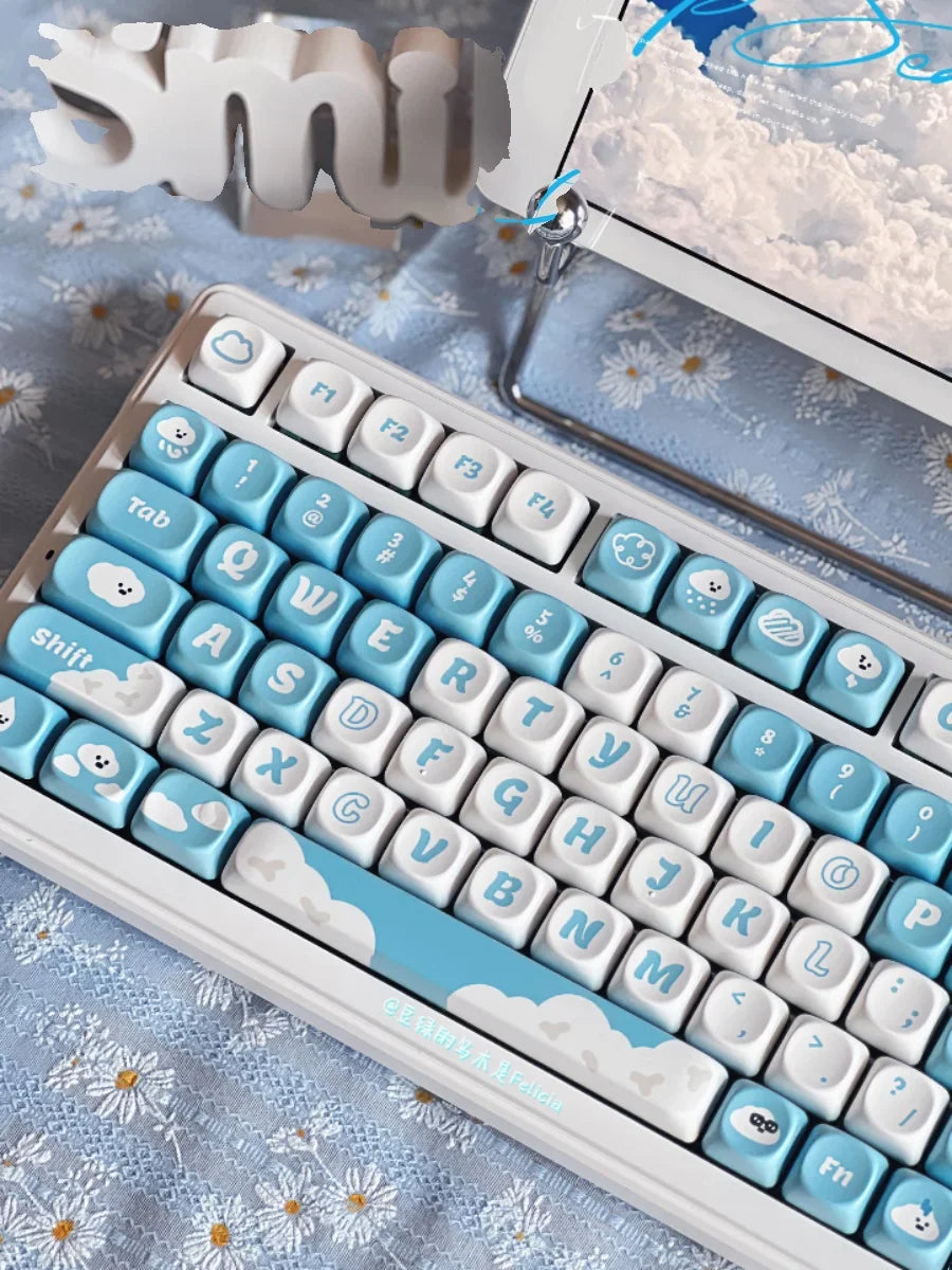 White Cloud Theme Keycap Set 138 Key PBT Custom Cute Blue Personalized Keyboard Cap MOA Profile Key Cap for Mechanical Keyboard